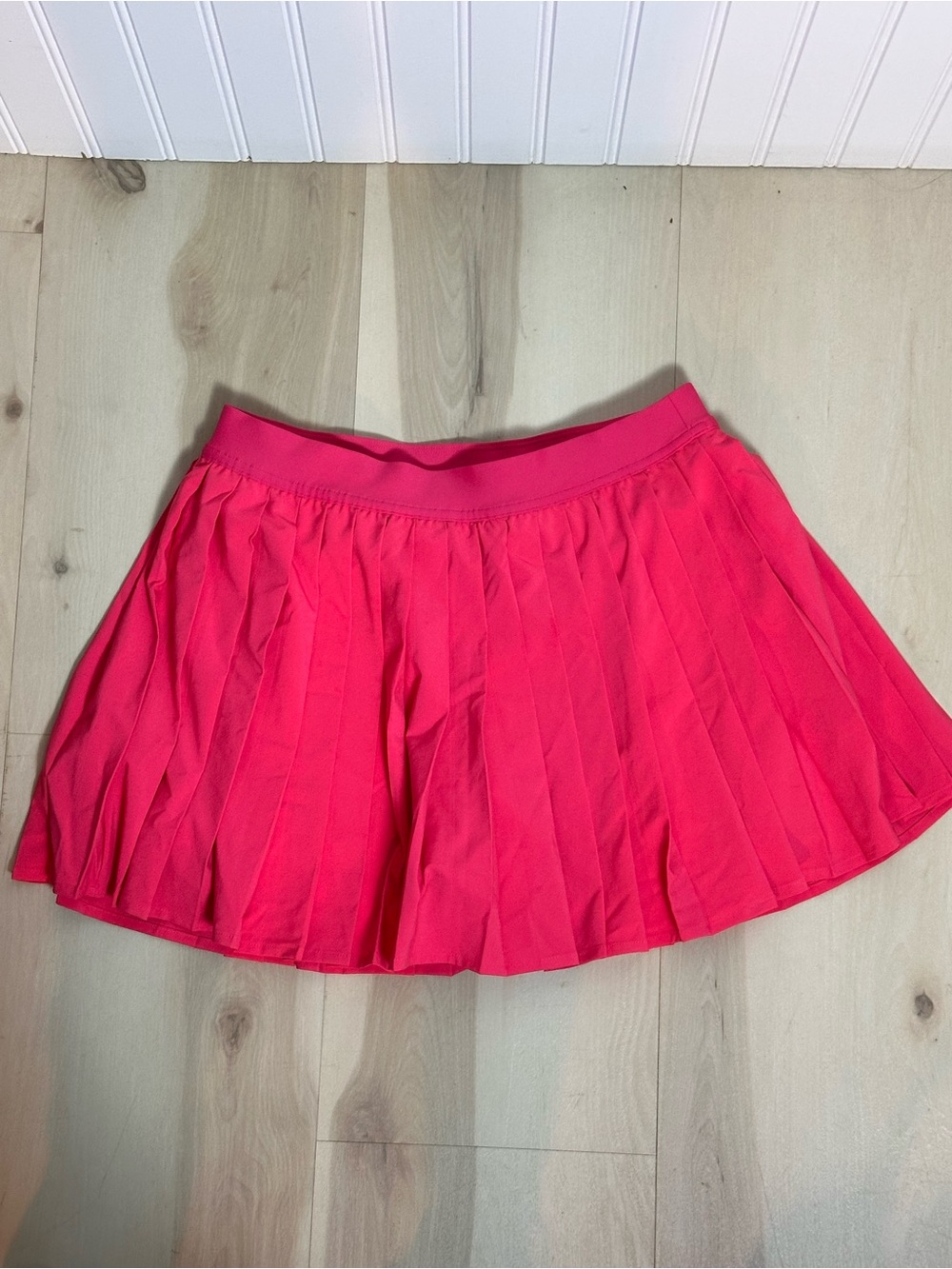 Lululemon High-Rise Pleated Tennis Skirt
Cherry Mist 8 W8ALRS - Picture 6 of 13